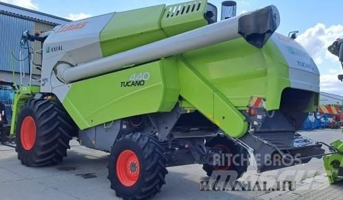 CLAAS Tucano 440 Mähdrescher
