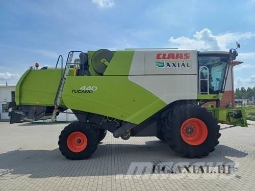 CLAAS Tucano 440 Mähdrescher