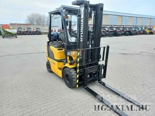 Hyundai 18L-7M Sonstige Landmaschinen