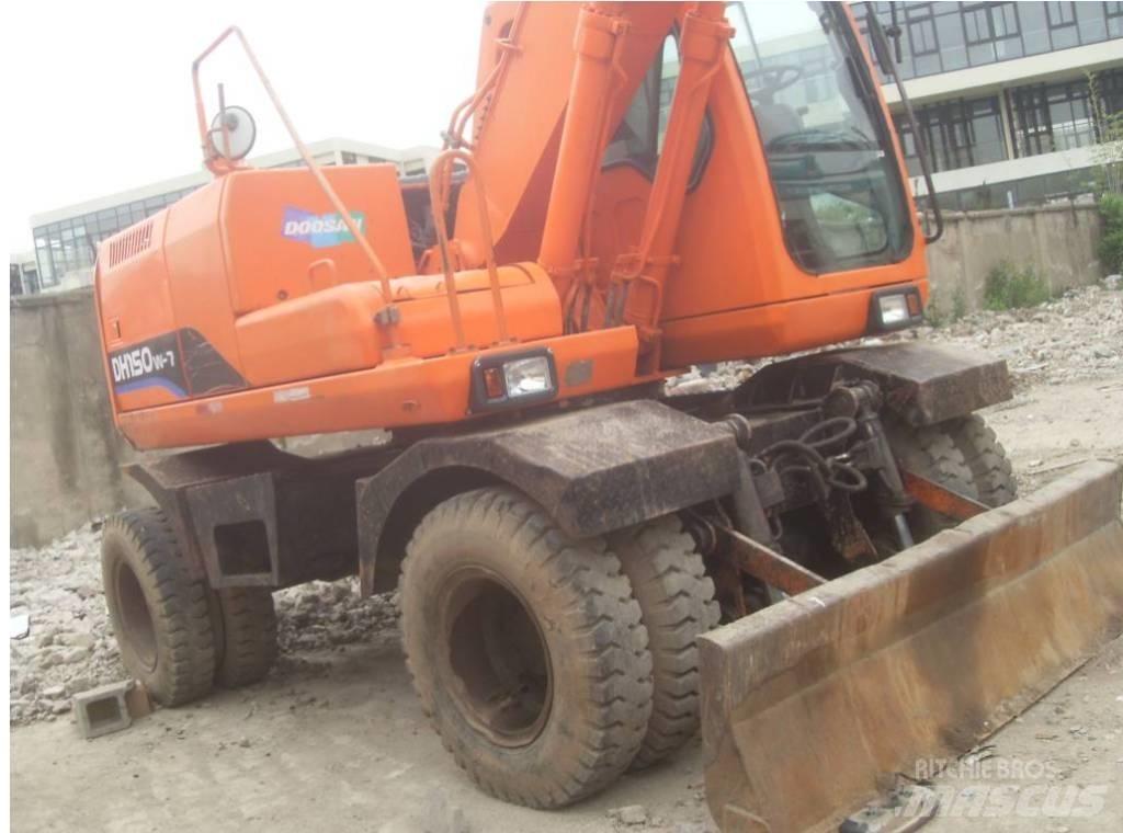 Doosan DH 150 W-7 Mobilbagger