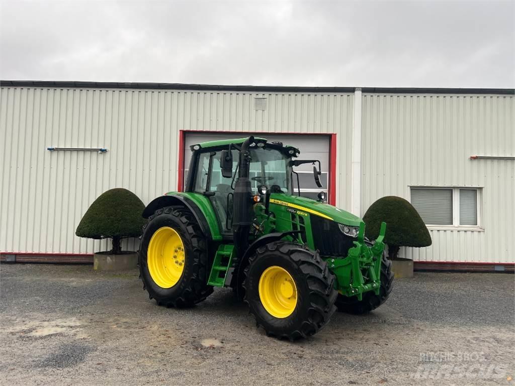 John Deere 6120M Traktoren