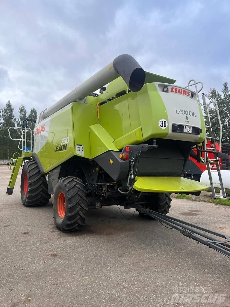 CLAAS Lexion 750 Mähdrescher