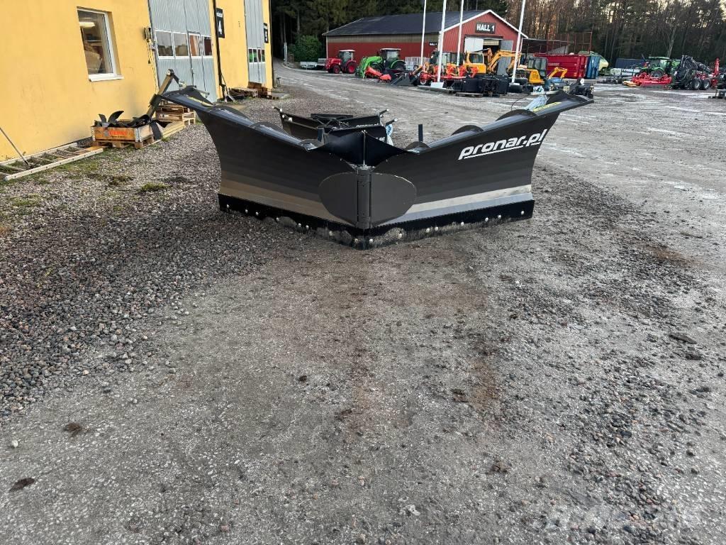 Pronar PUV 4000 M HD Schneeschilde und -pflüge