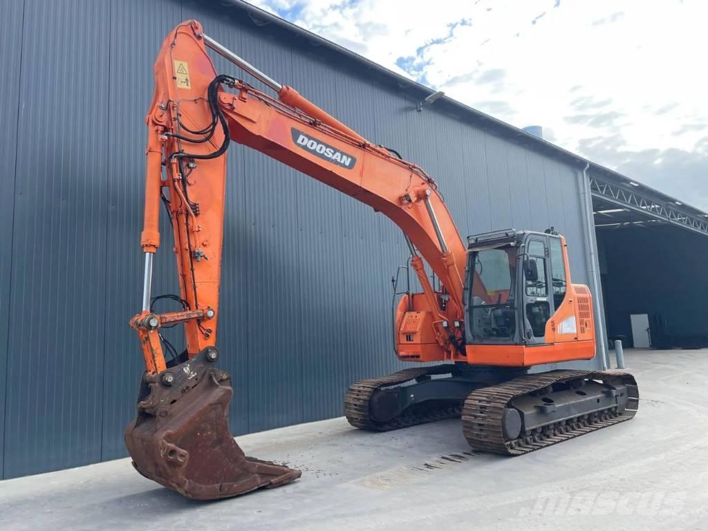 Doosan DX235LCR Raupenbagger