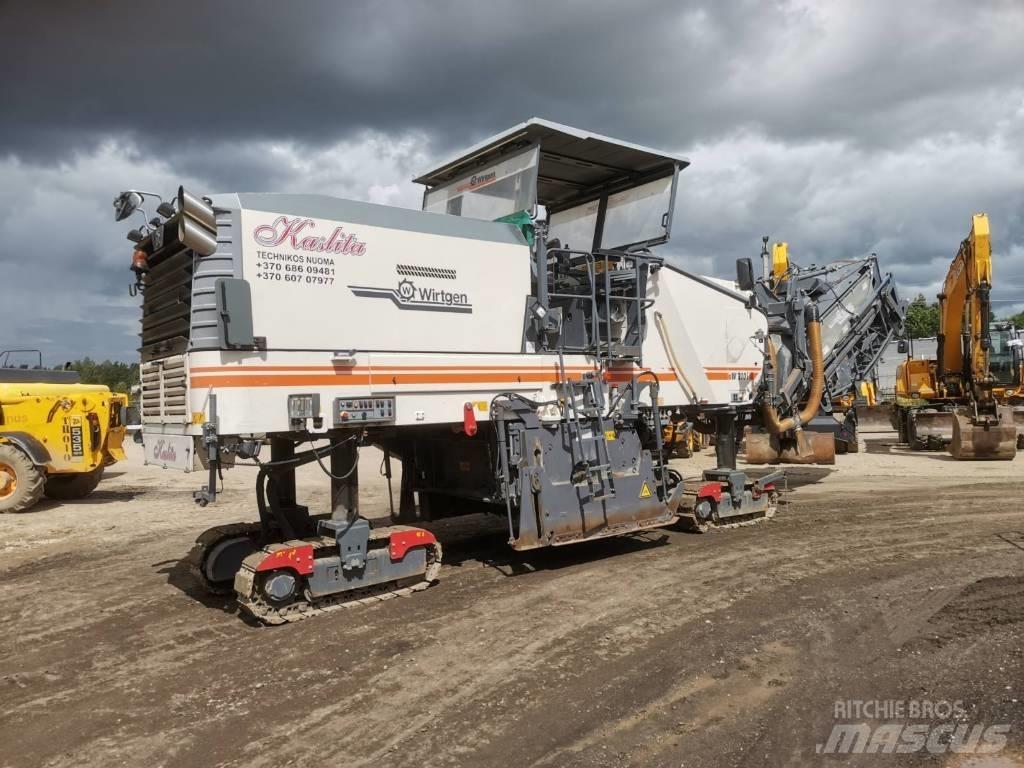 Wirtgen W210I Asphaltfräsen