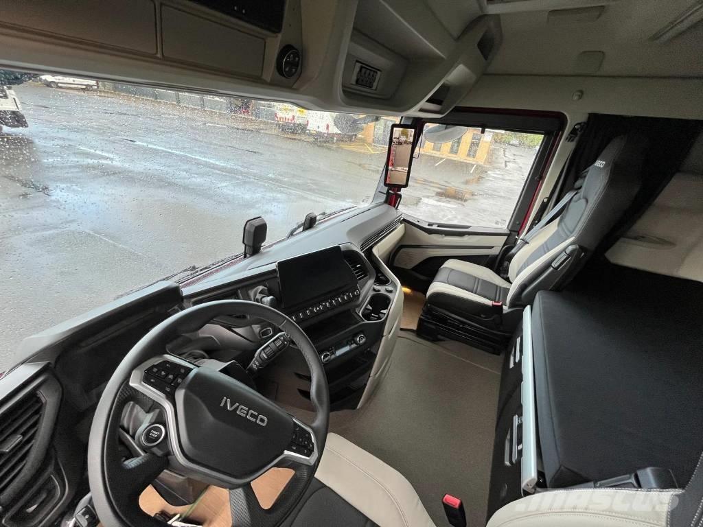 Iveco AS350X50YFS Wechselfahrgestell