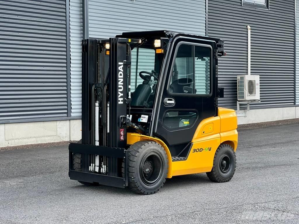 Hyundai 30D-9V Diesel heftrucks