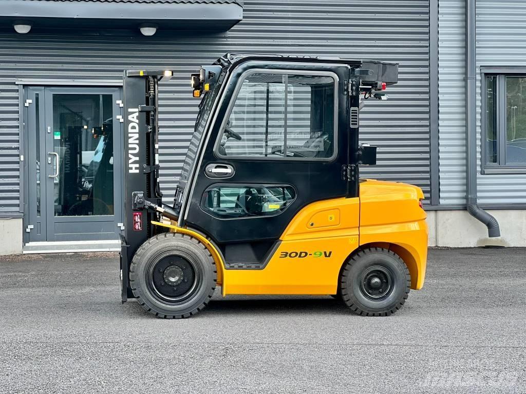 Hyundai 30D-9V Diesel heftrucks
