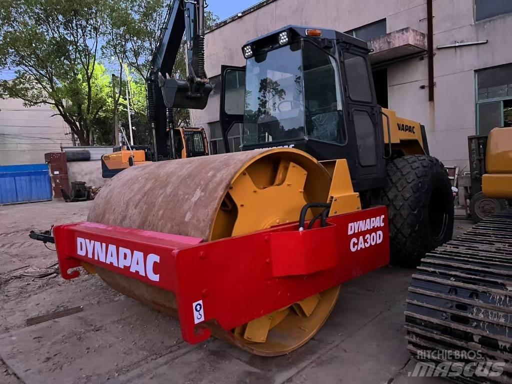 Dynapac CA 30 D Walzenzüge