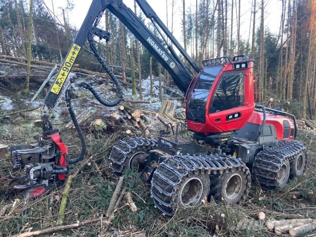 Komatsu 931XC Harvester