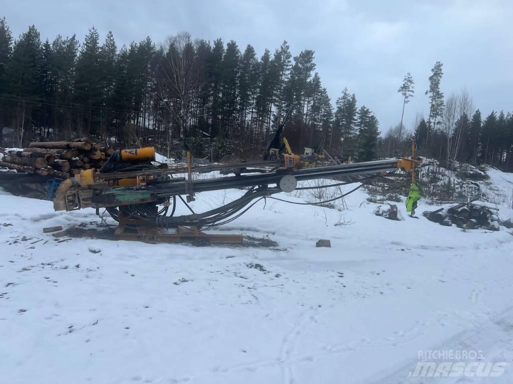 CAT 325 FL CR Oberflächenbohrgeräte