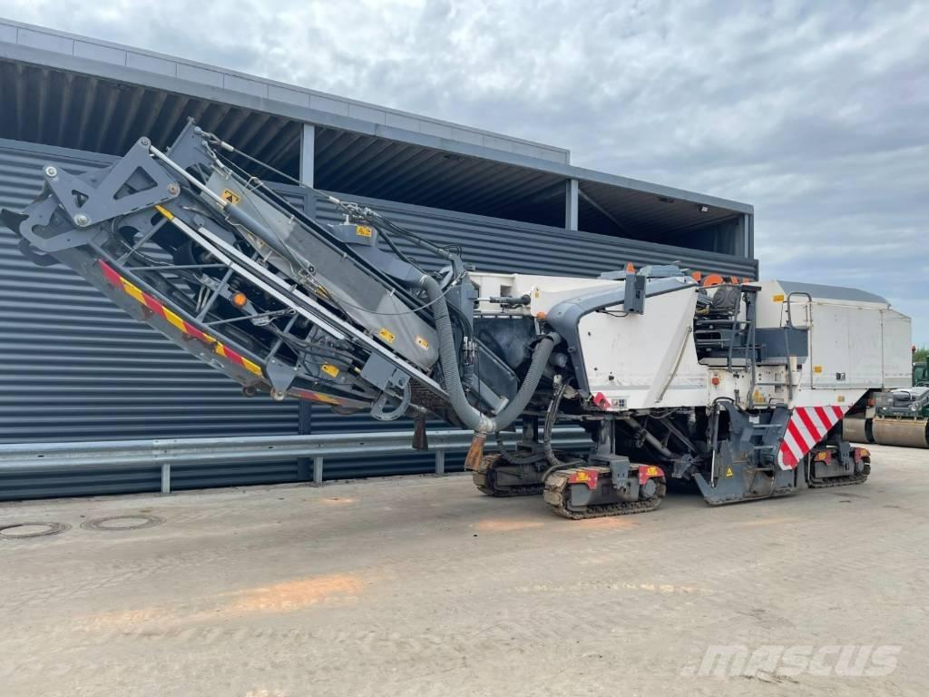 Wirtgen W 210 Asphaltfräsen