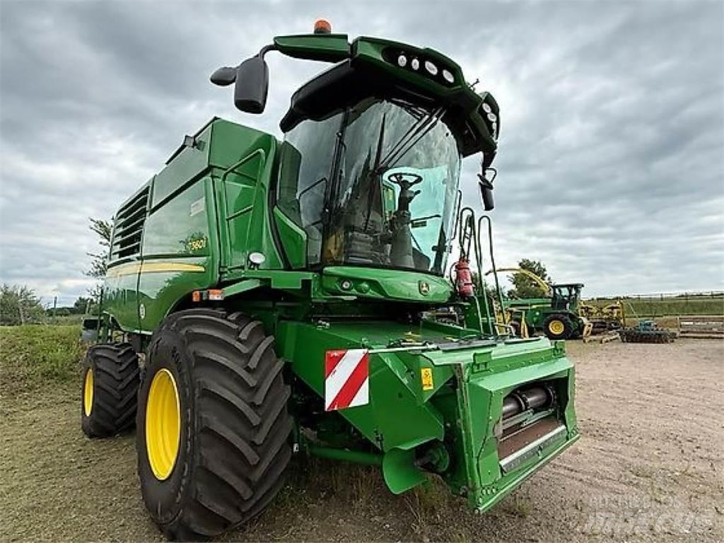 John Deere T560i Mähdrescher