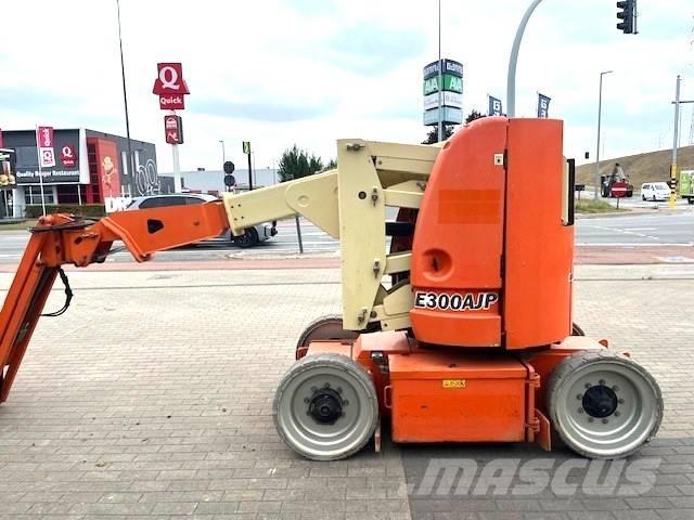 JLG E 300 AJP Gelenkteleskoparbeitsbühnen