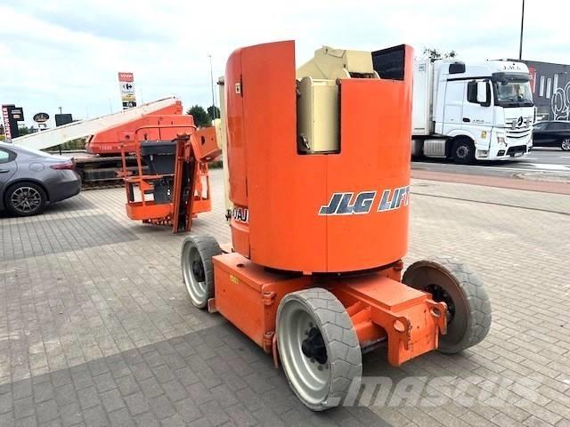 JLG E 300 AJP Gelenkteleskoparbeitsbühnen