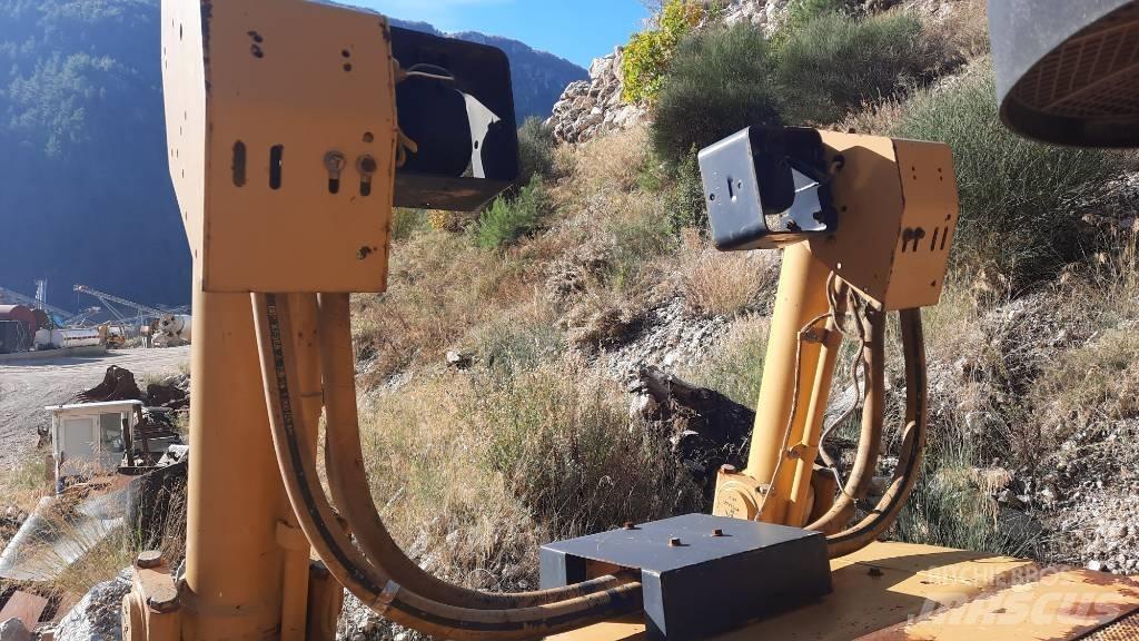 CAT D 8 R II Bulldozer