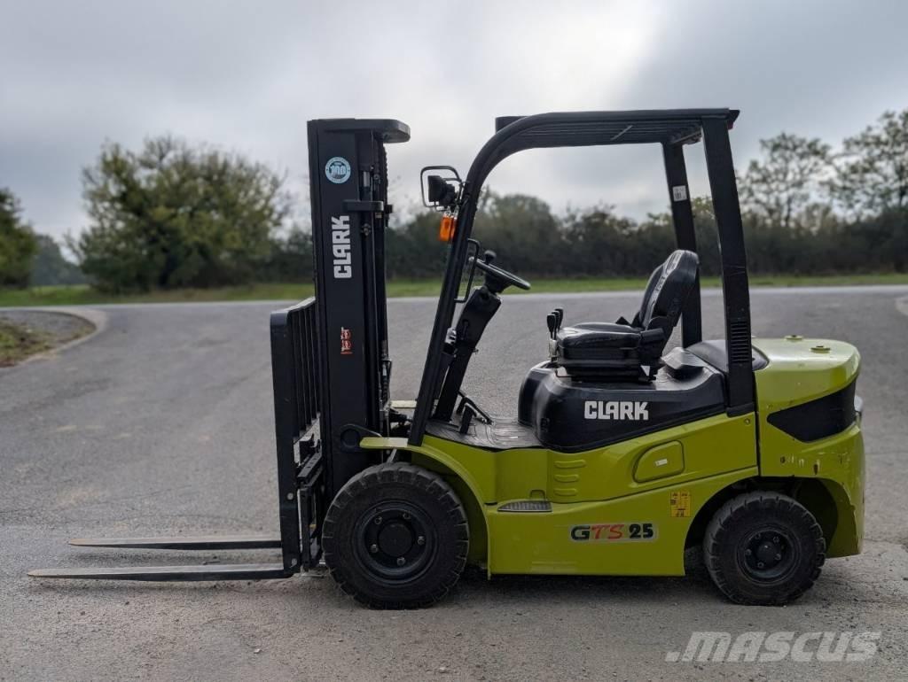 Clark GTS 25 D Diesel heftrucks