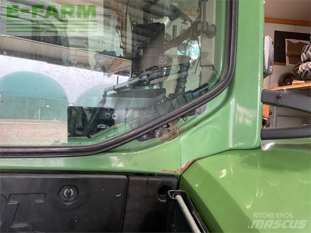 Fendt Vario 718 Traktoren