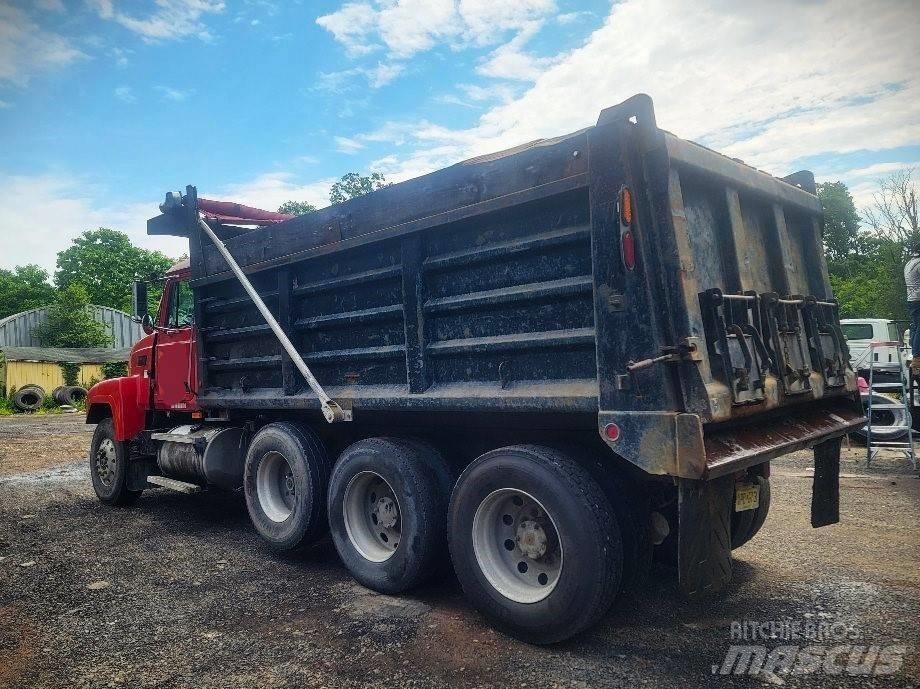 Mack CH613 Kipper