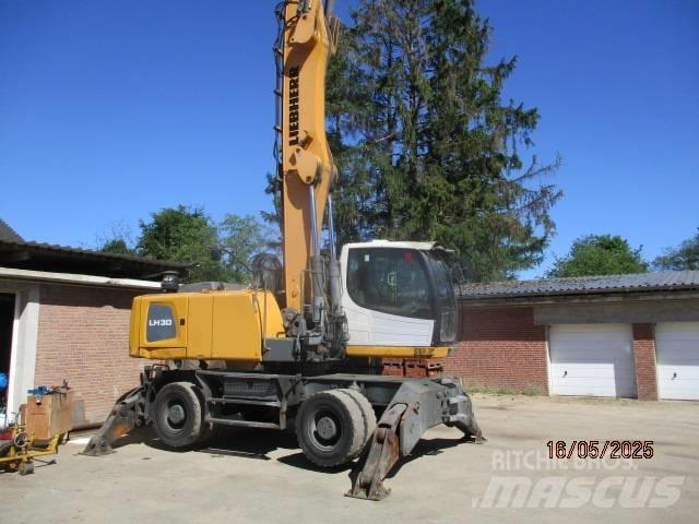 Liebherr LH 30 M Materialumschlag