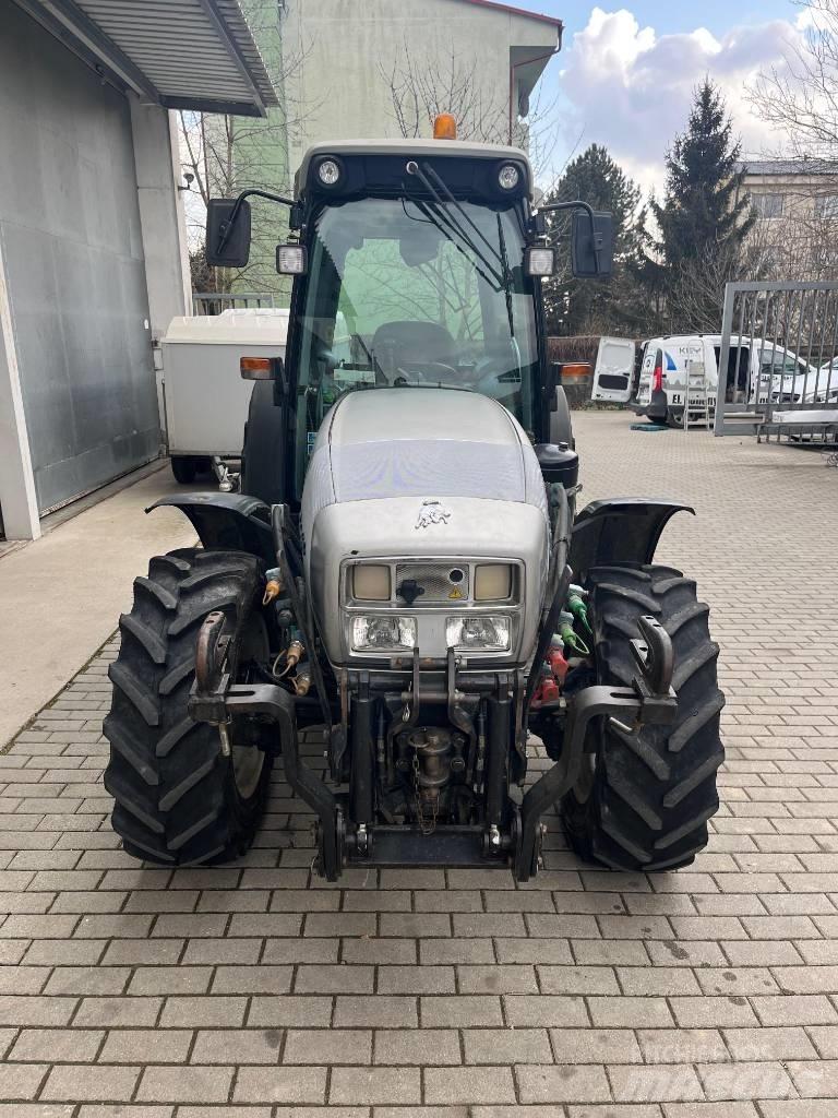 Lamborghini RF 100 Traktoren