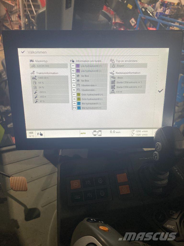 CLAAS Axion 930 Traktoren