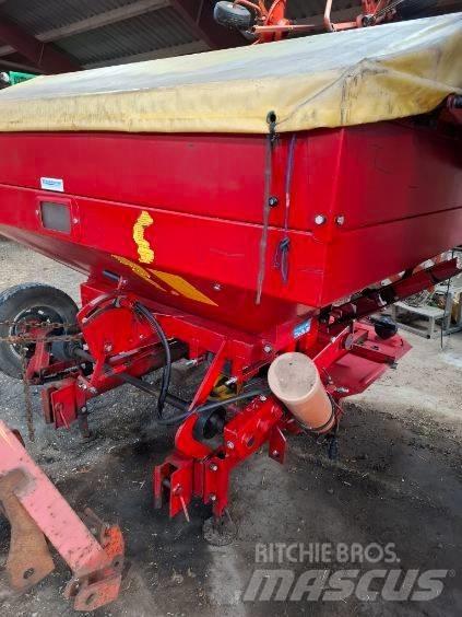 Bredal B 2 Düngemittelverteiler