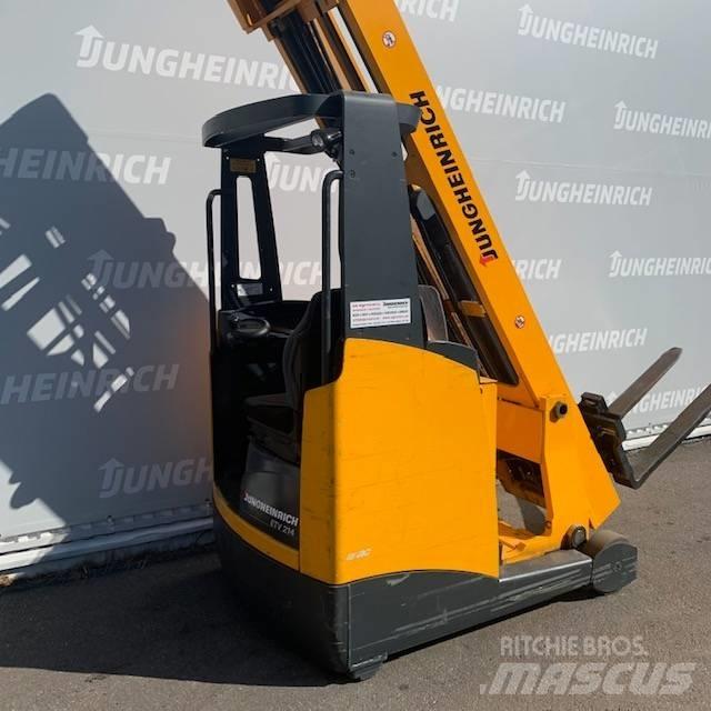 Jungheinrich ETV 214 Schubmaststapler