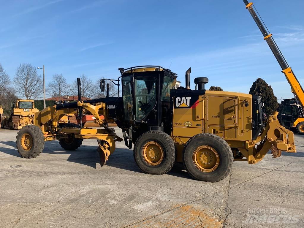 CAT 140 M 2 Grader