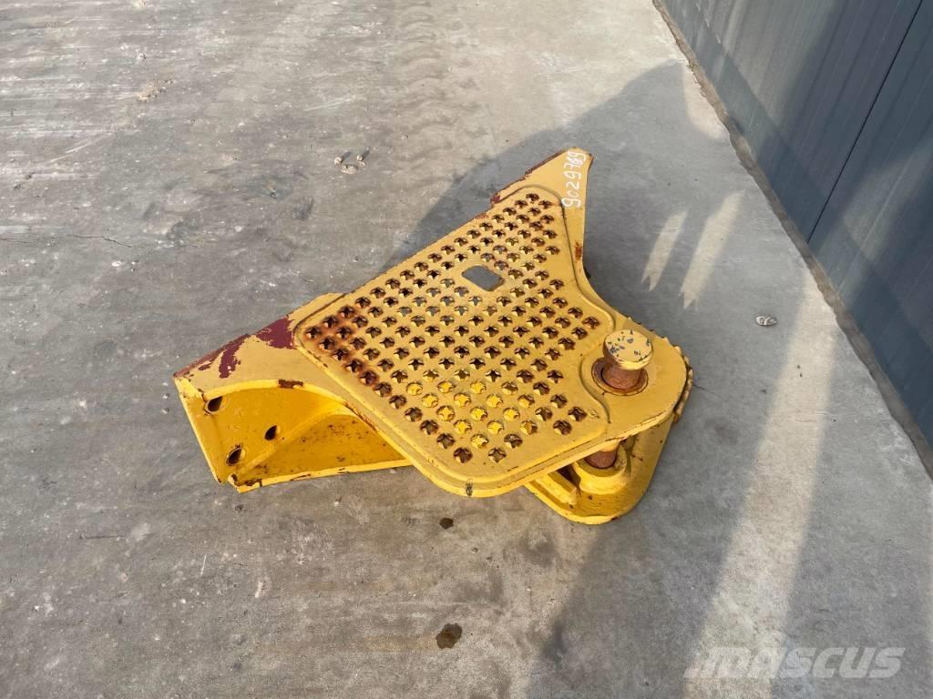 CAT D6K Zugtraverse Andere Zubehörteile