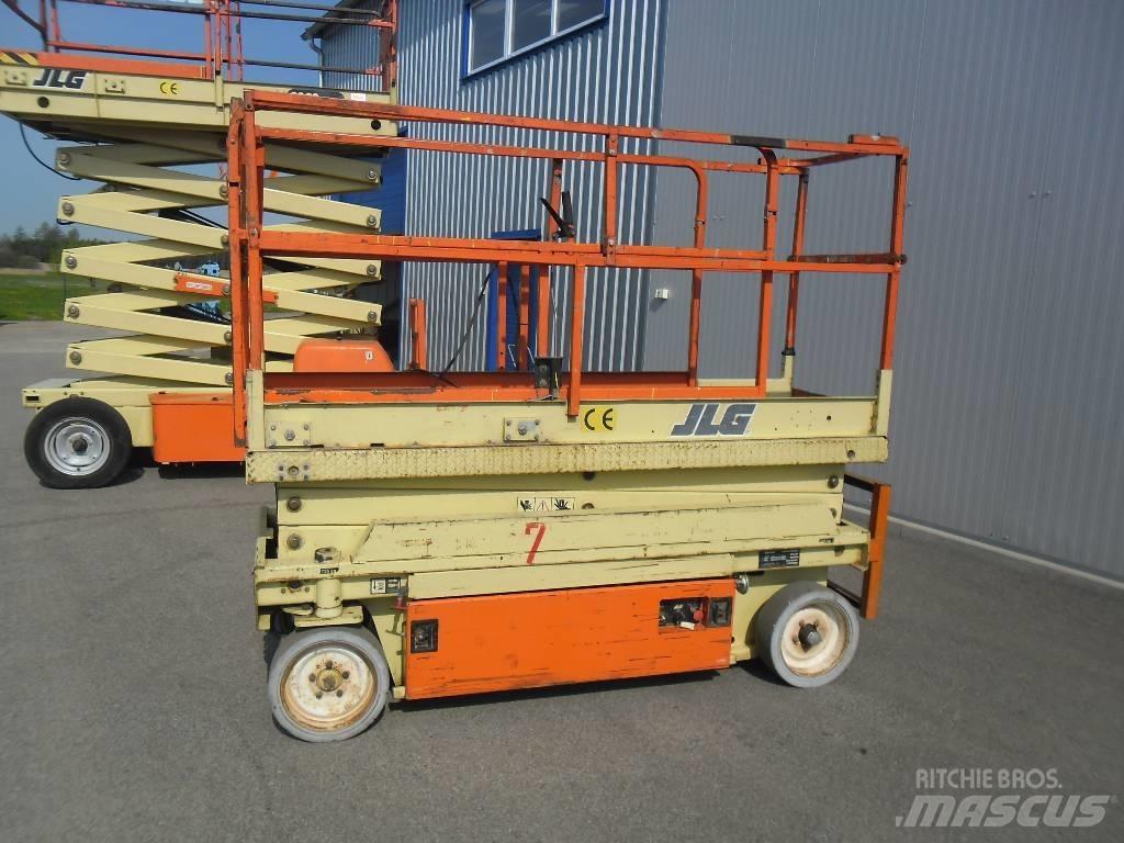 JLG 2033 E Scheren-Arbeitsbühnen