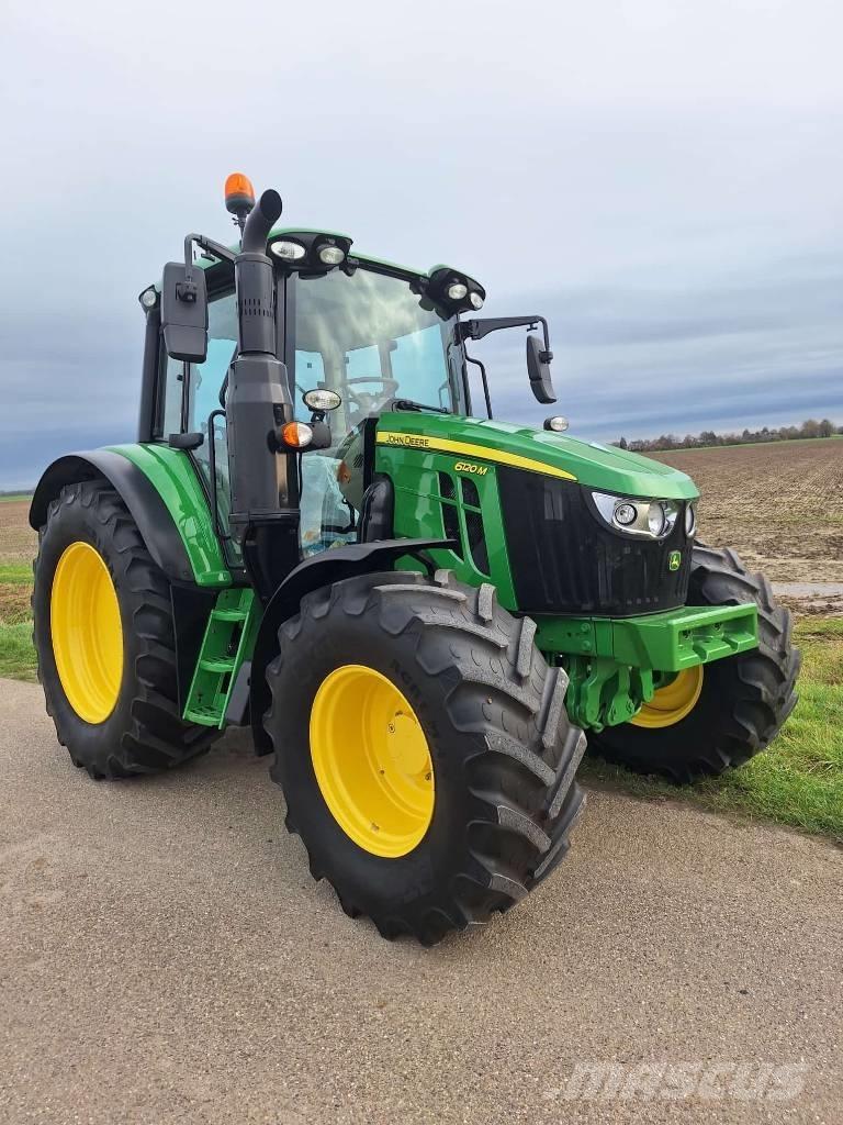 John Deere 6120M Traktoren