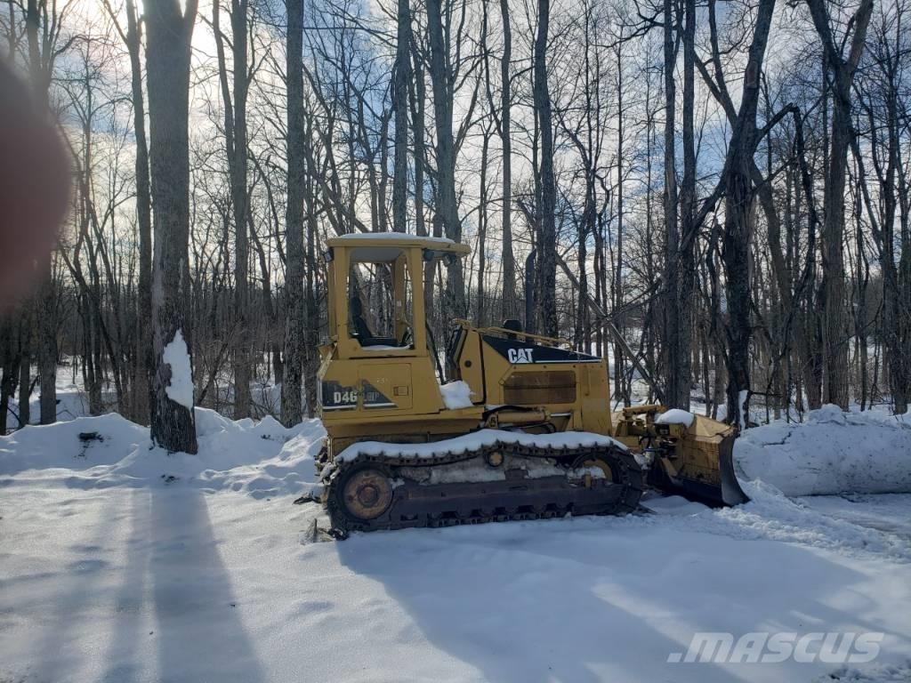 CAT D 4 G Bulldozer