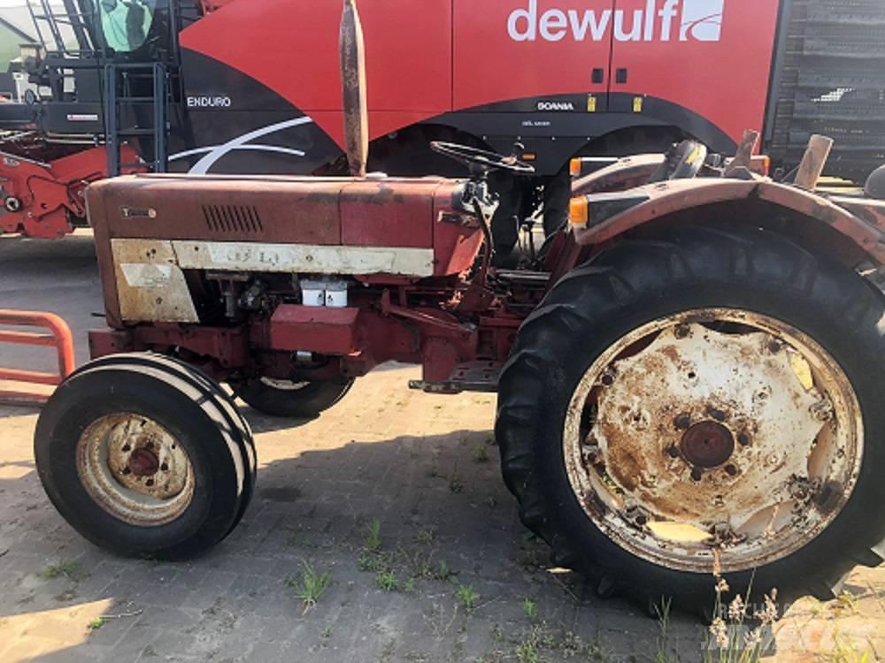 IH 453 Traktoren