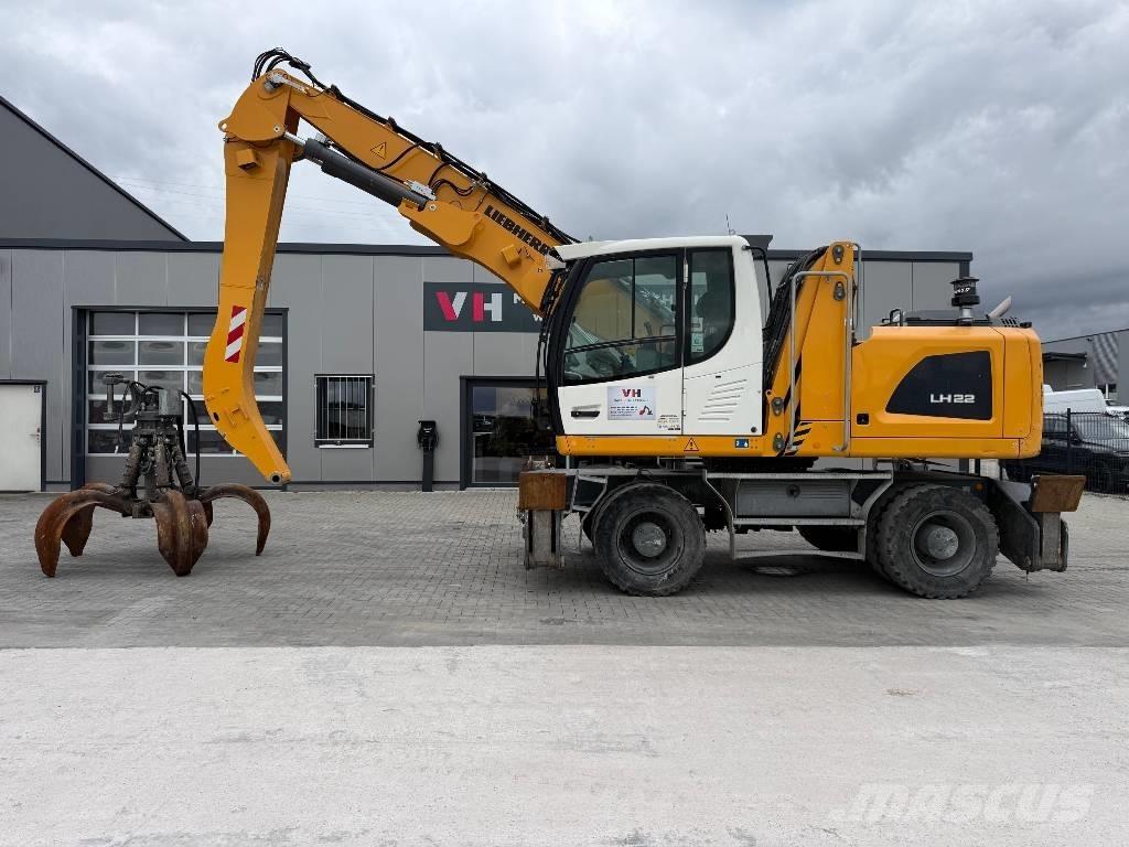 Liebherr LH 22 Materialumschlag