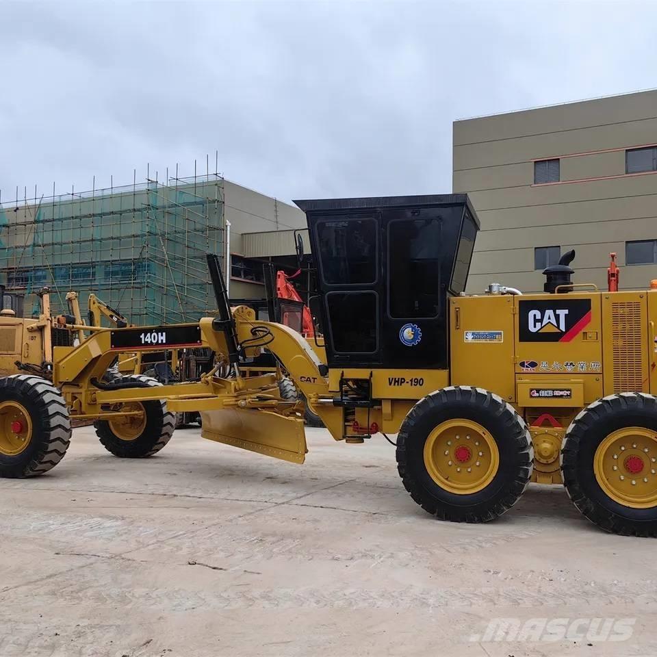 CAT 140H Grader