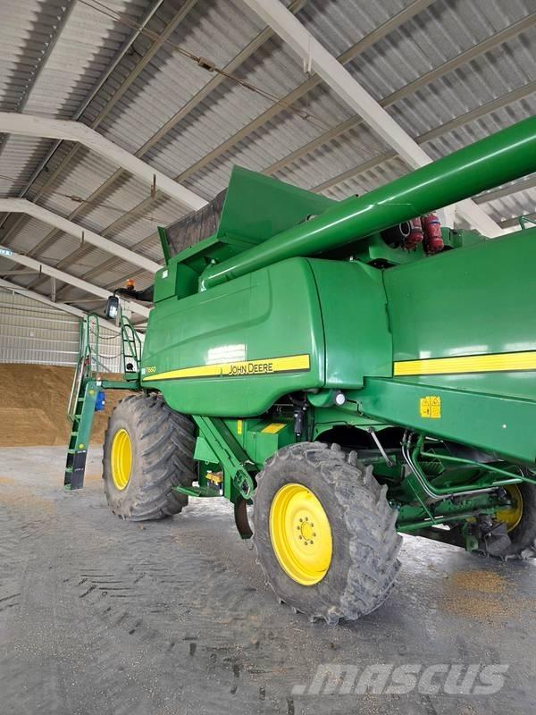 John Deere T 660 Mähdrescher