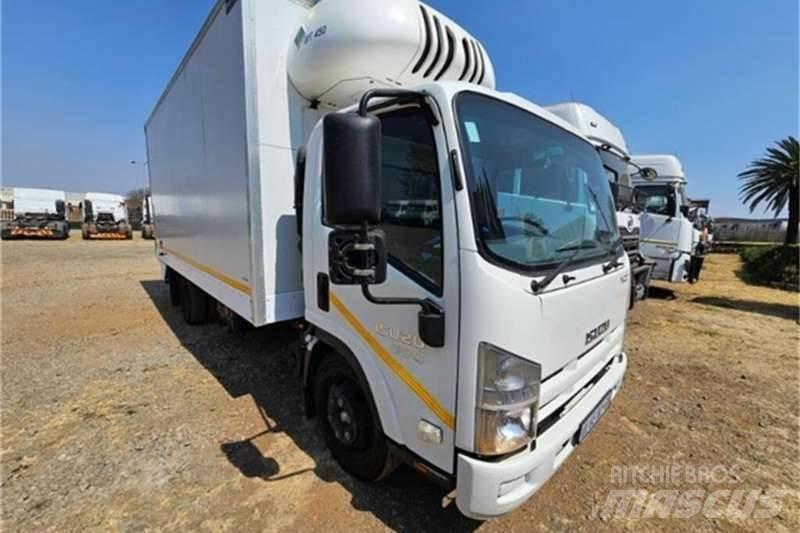 Isuzu NQR Andere Fahrzeuge