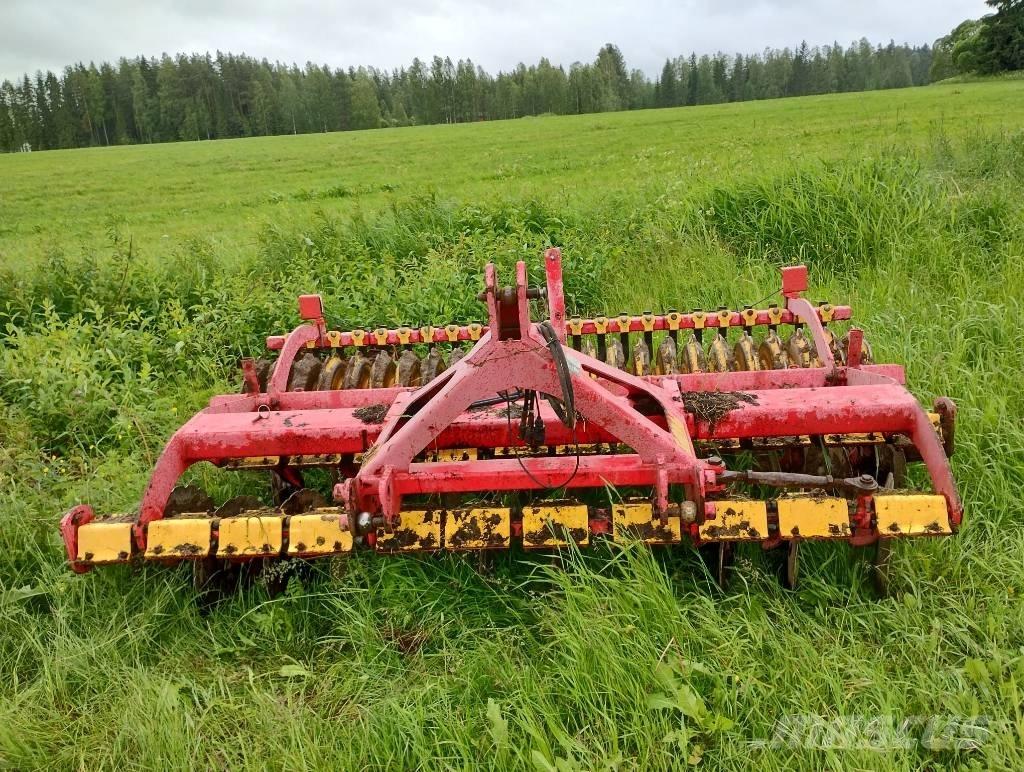 Väderstad CR 3000 Scheibeneggen