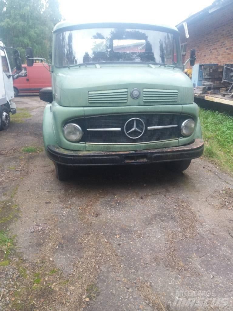 Mercedes-Benz 1113 Kipper