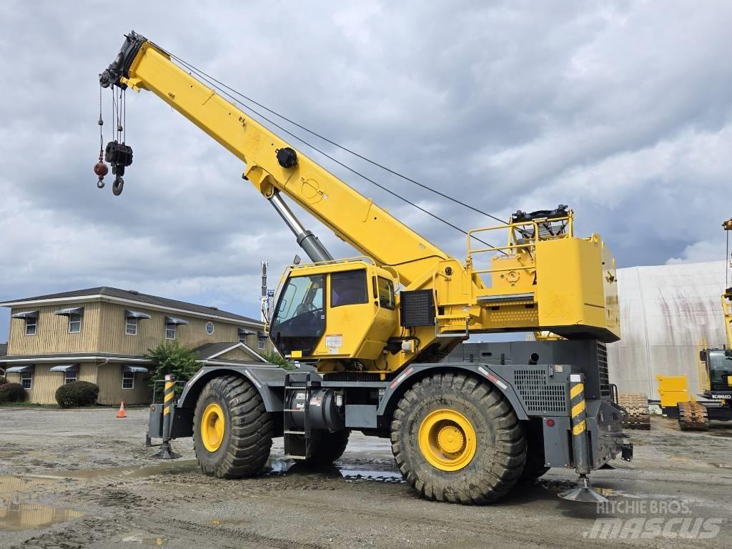 Grove RT 765 E-2 Ruwterrein kranen