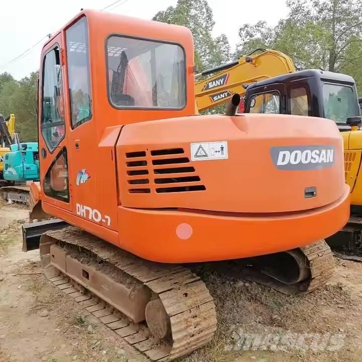 Doosan DH 70-7 Raupenbagger