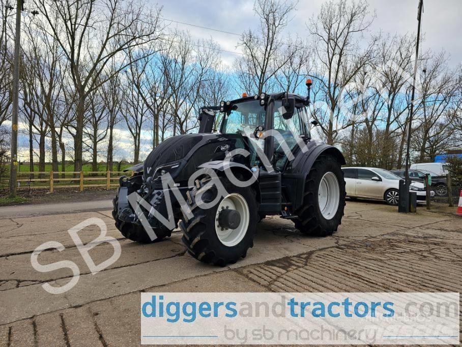 Valtra T 154 Traktoren