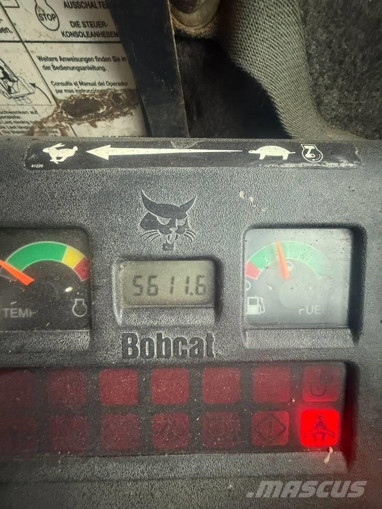 Bobcat 325 G Minibagger < 7t
