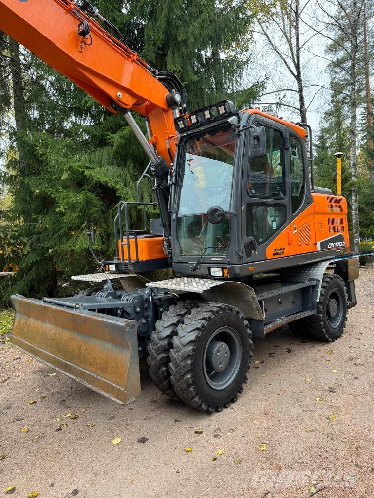 Doosan DX 170 W-5 Mobilbagger