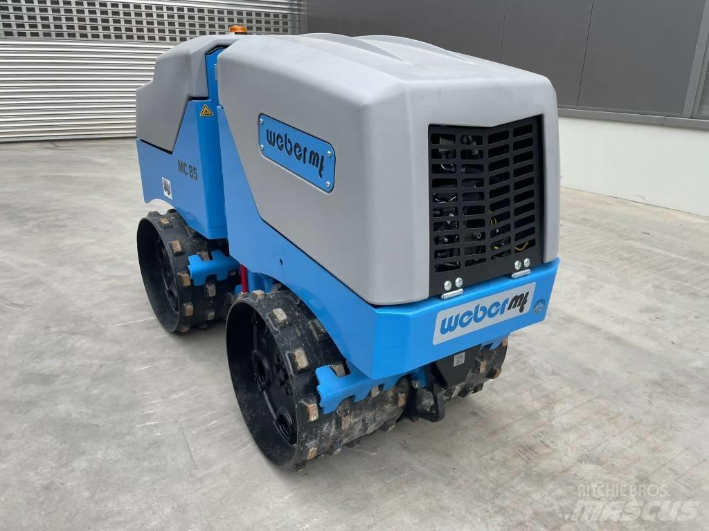 Weber MC 85 Erdbauwalzen