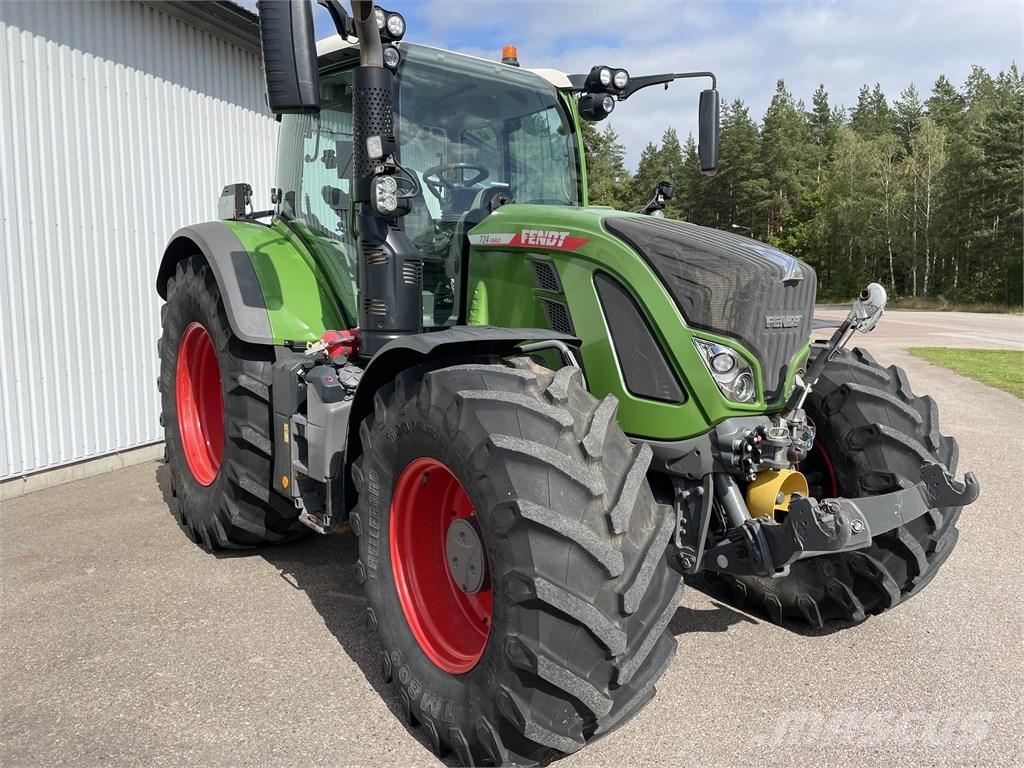 Fendt 724 Profi Plus Traktoren