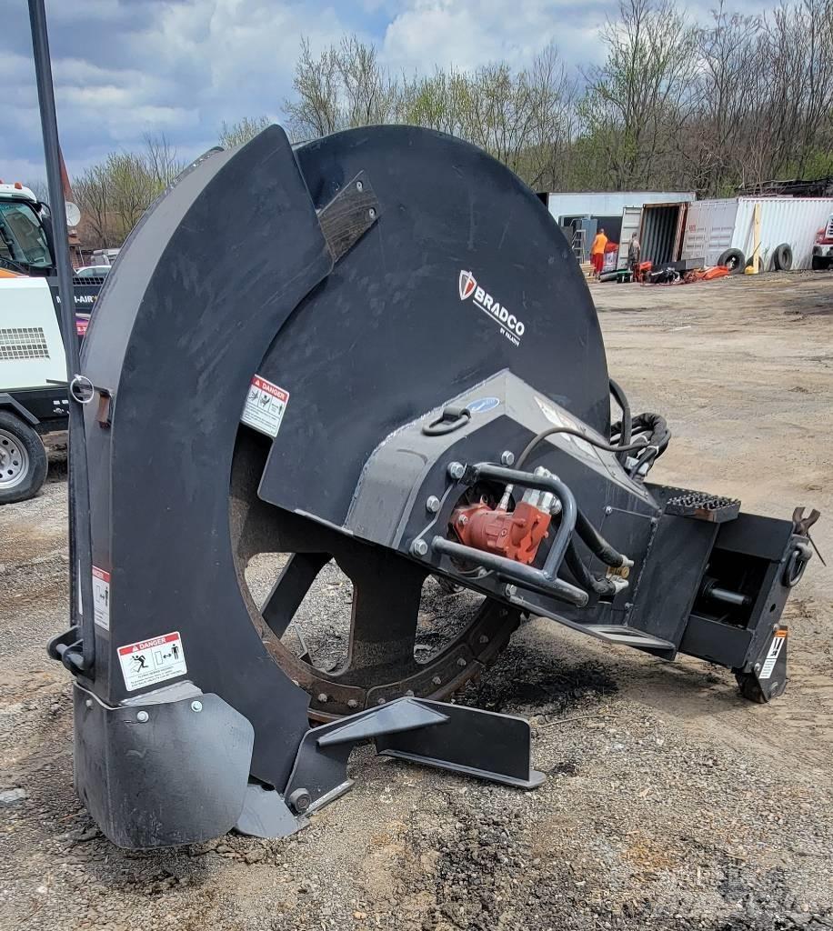 Bradco X24-610 Asphalt-Splitmaschinen