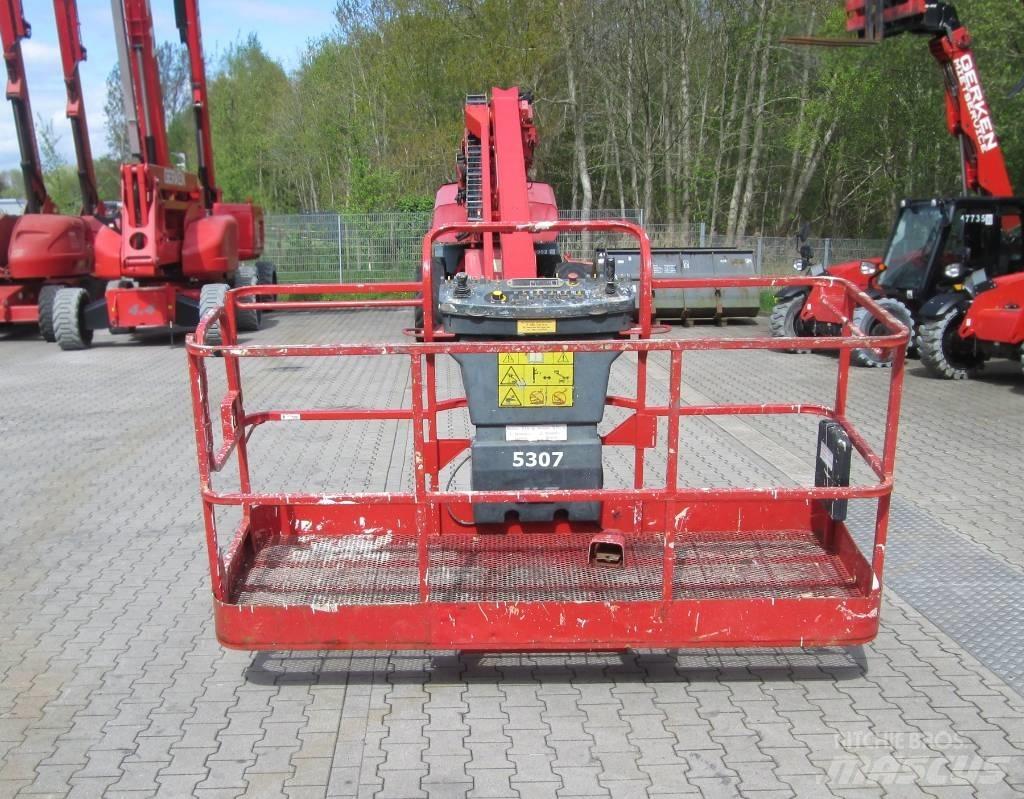 JLG 1500 SJ Teleskopbühnen