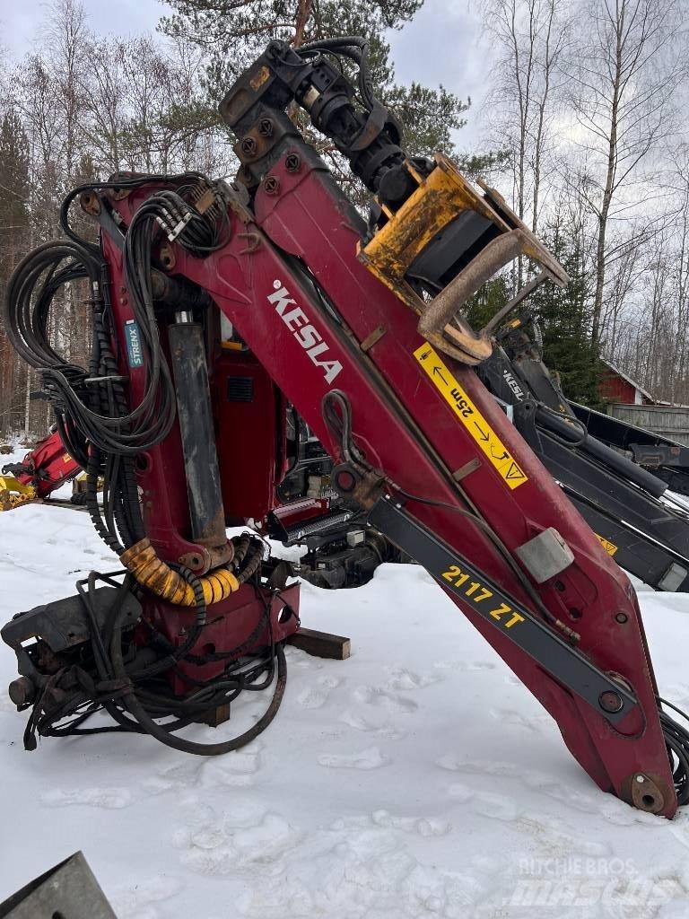 Kesla 2117 ZT Holzkrane
